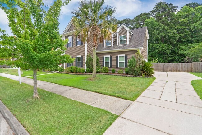 Building Photo - Available now. Beautiful 5 BR/2.5 BA Home in Swygerts Landing!