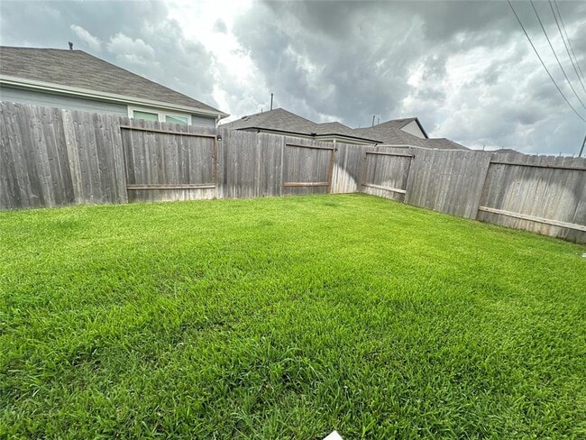 Building Photo - 17958 Plow Beam Dr
