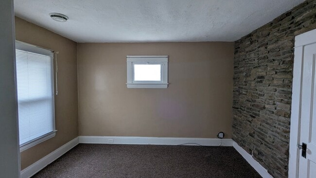 Building Photo - 1268 Clifton Prado