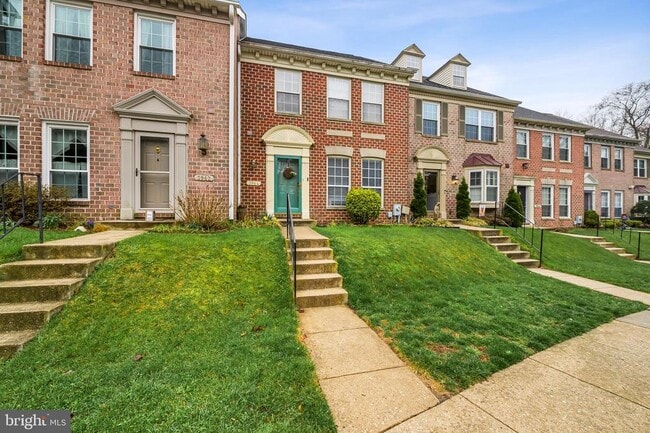 Building Photo - 3964 Forest Valley Rd