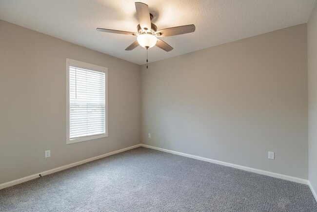 Building Photo - $500 Move-in Discount! Modern 4-Bedroom Home with Open Layout, Spacious Kitchen & Private Master ...