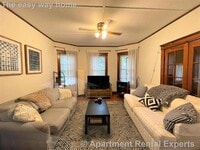 Building Photo - 95 Bartlett St