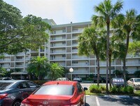 Building Photo - 3080 N Course Dr