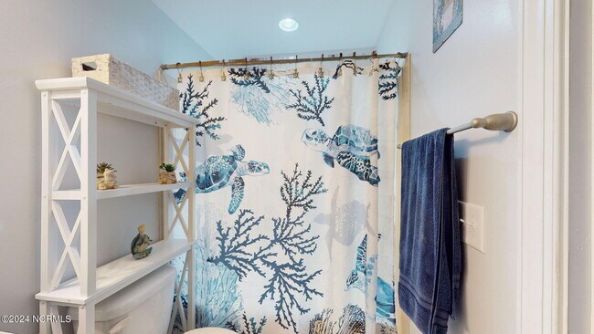 Building Photo - 107 Bogue Harbor Ct