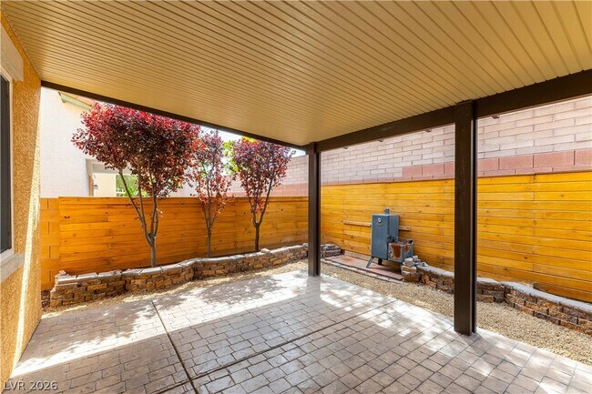Building Photo - 7741 Donner Peak St