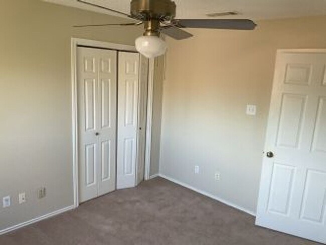 Building Photo - This incredible three bedroom home is minutes away from Lake Travis