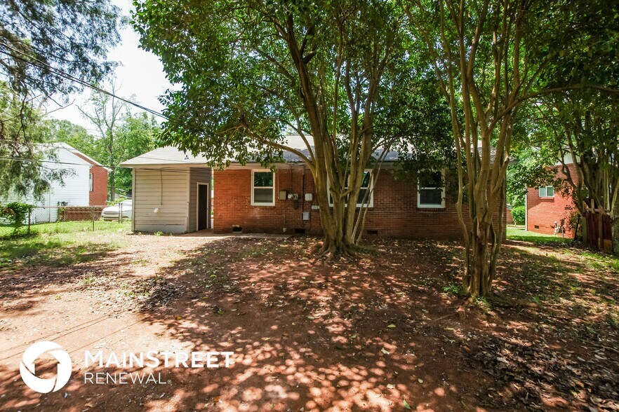 Building Photo - 815 Wilbrown Cir