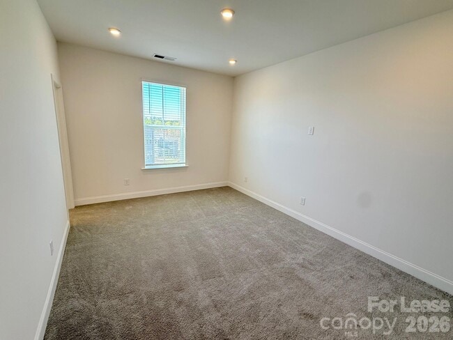 Building Photo - 3212 Drift St