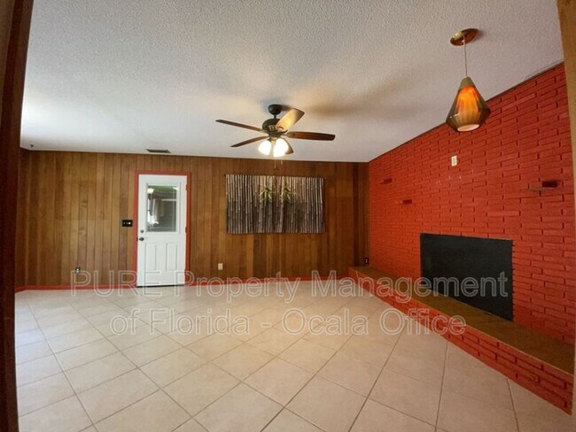 Building Photo - 4211 SW 6th Ave