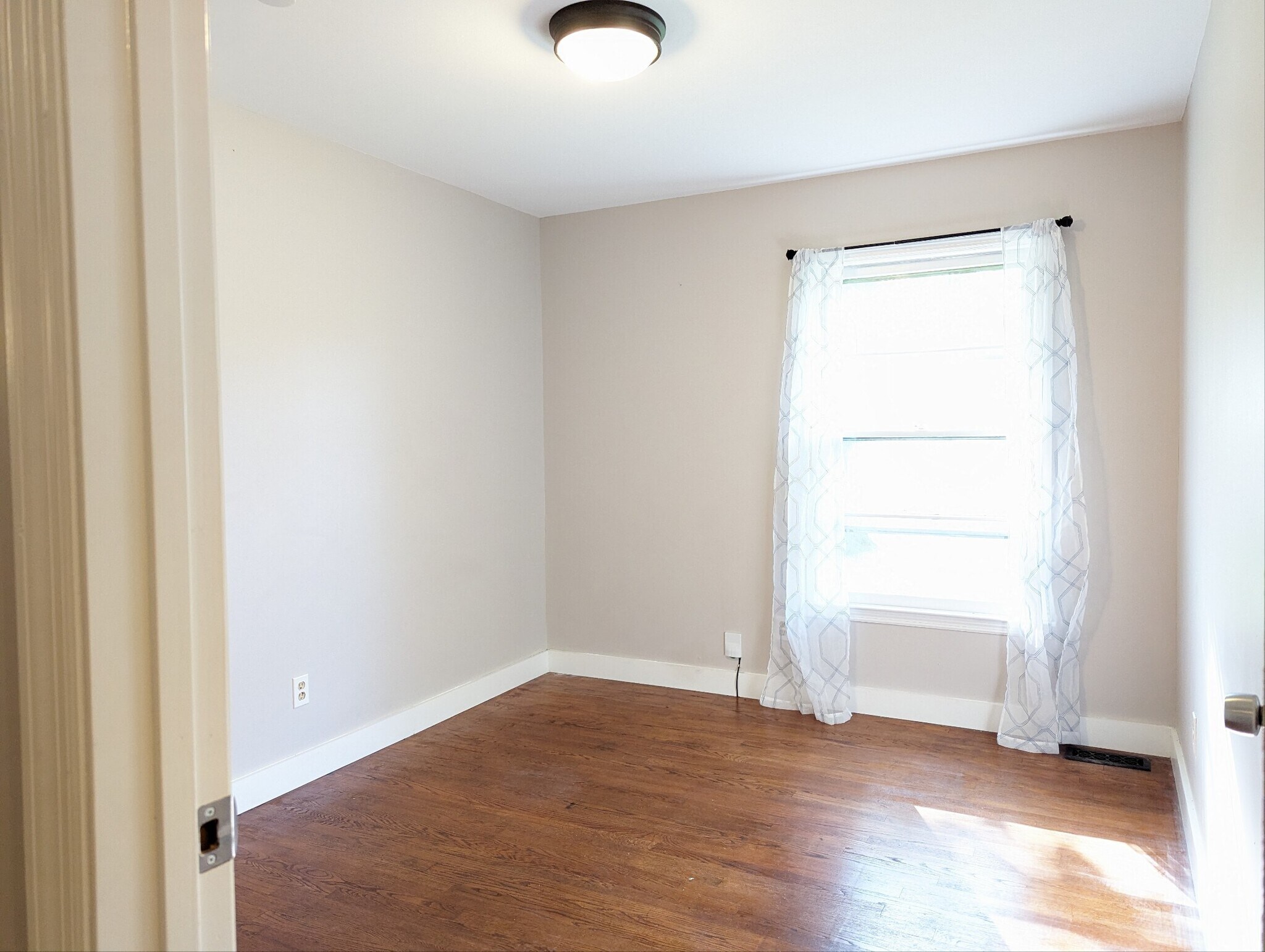 Bedroom 3 - 114 McFarlin Rd