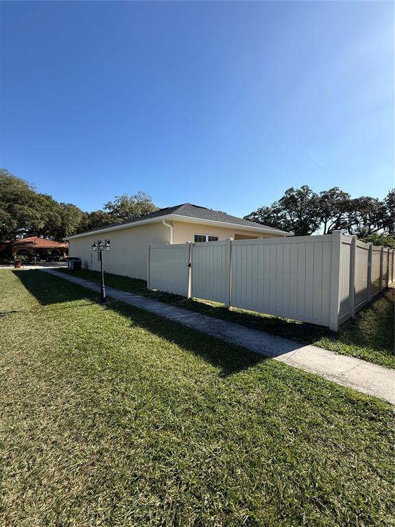 Building Photo - 2314 Apache Ave