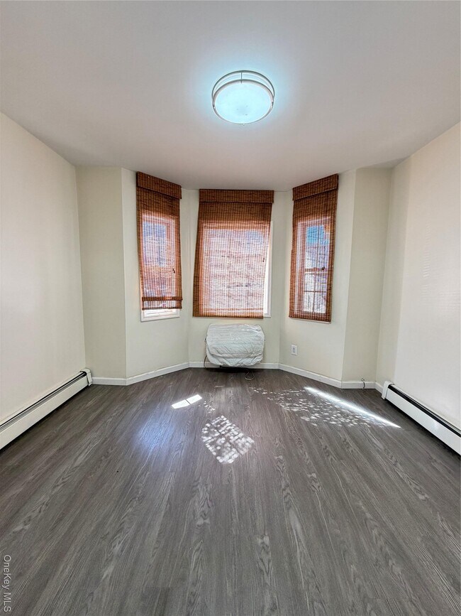 Building Photo - 79-29 153rd St