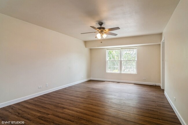 Building Photo - 1939 Appaloosa Dr