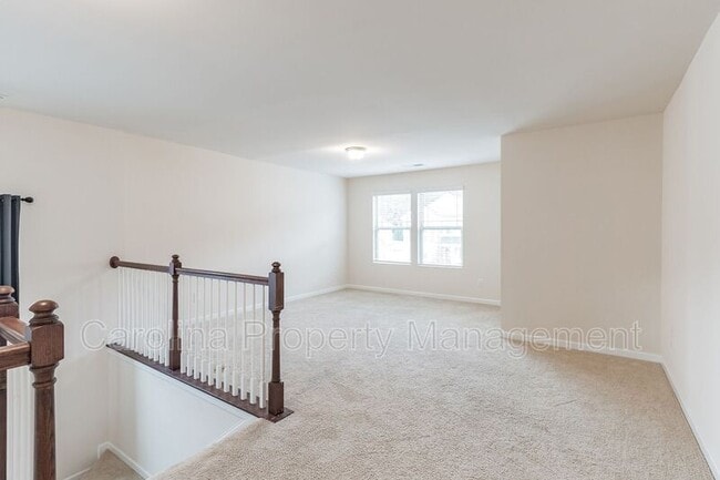 Building Photo - 15226 Red Canoe Way