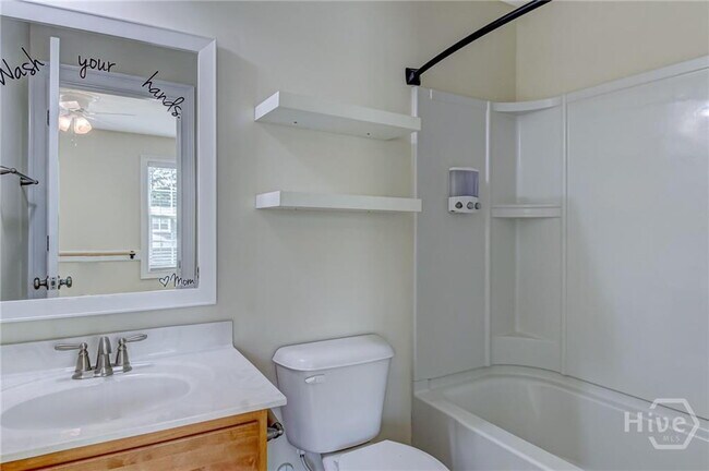 Building Photo - "Spacious 5-Bedroom, 4.5 Bath Retreat at W...