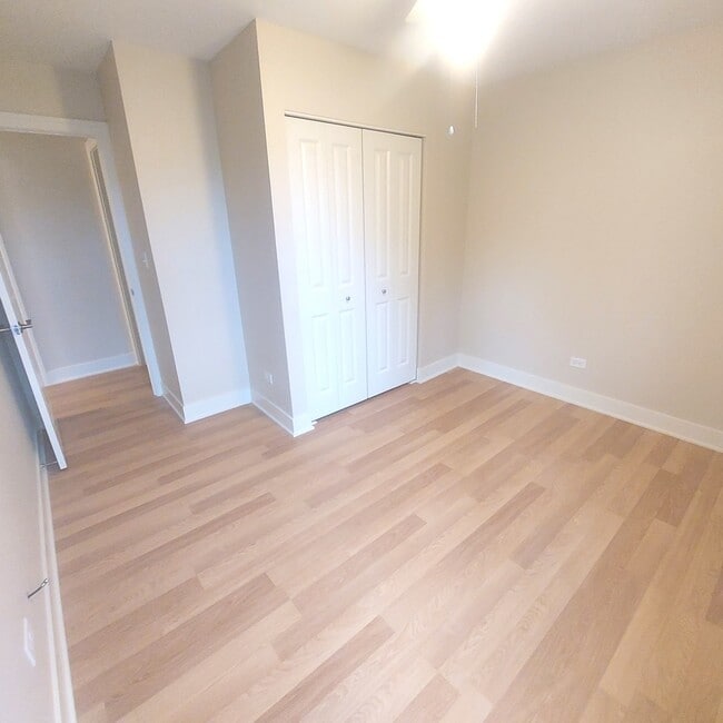 Building Photo - 617 Yale Ln