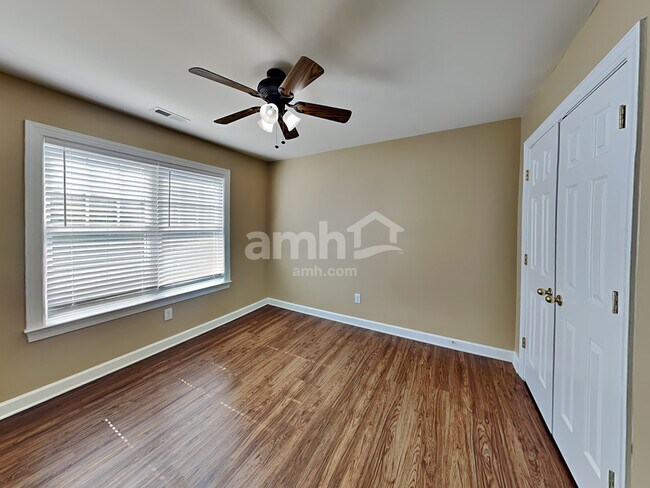 Building Photo - 2713 Twin Ash Ct