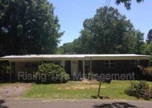 Building Photo - 405 Minor Rd