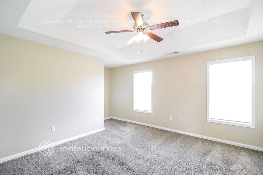Building Photo - 295 Claremont Dr