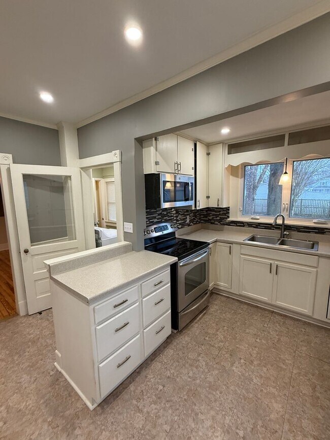 Building Photo - Single-Family Home with Fenced Yard in Cambridge, MD