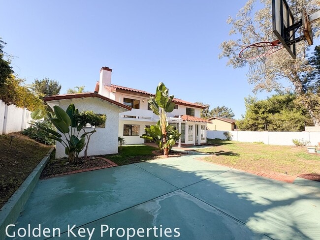 Building Photo - Welcome to this stunning 4-bedroom, 3-bathroom home located in the desirable La Costa neighborhoo...