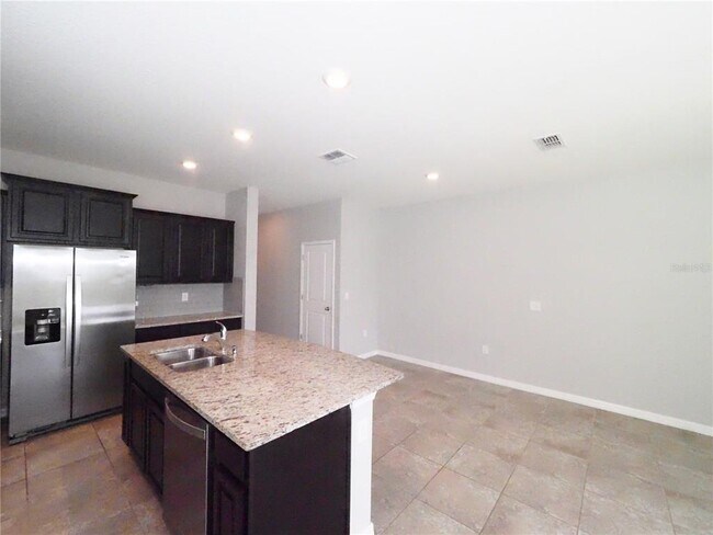 Building Photo - 4444 Aqua Mirage St