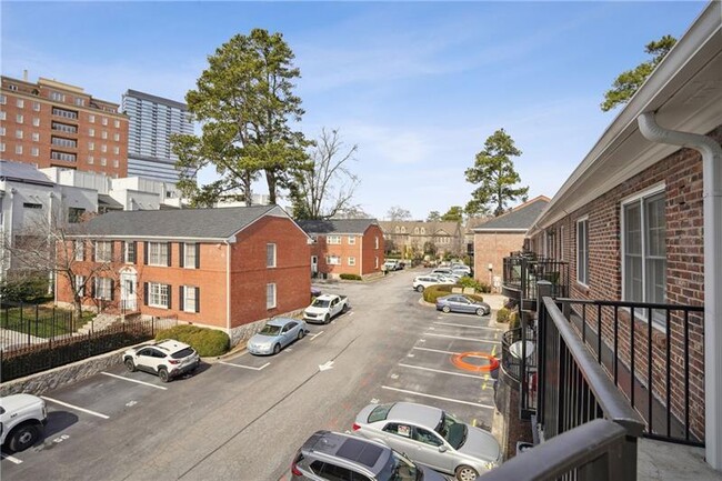 Building Photo - 3675 Peachtree Rd NE