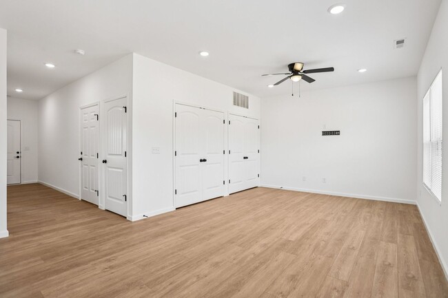Building Photo - 58 Santo Domingo Dr
