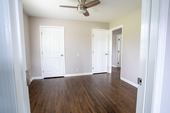 Building Photo - 3914 Creekside Dr