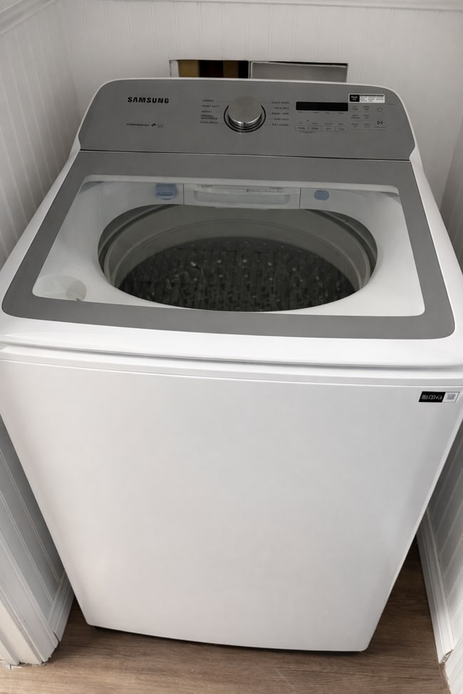 Building Photo - 2920 Dawn Ct