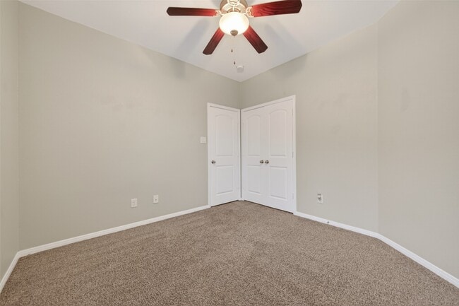 Building Photo - 5234 Jasmine Valley Ct