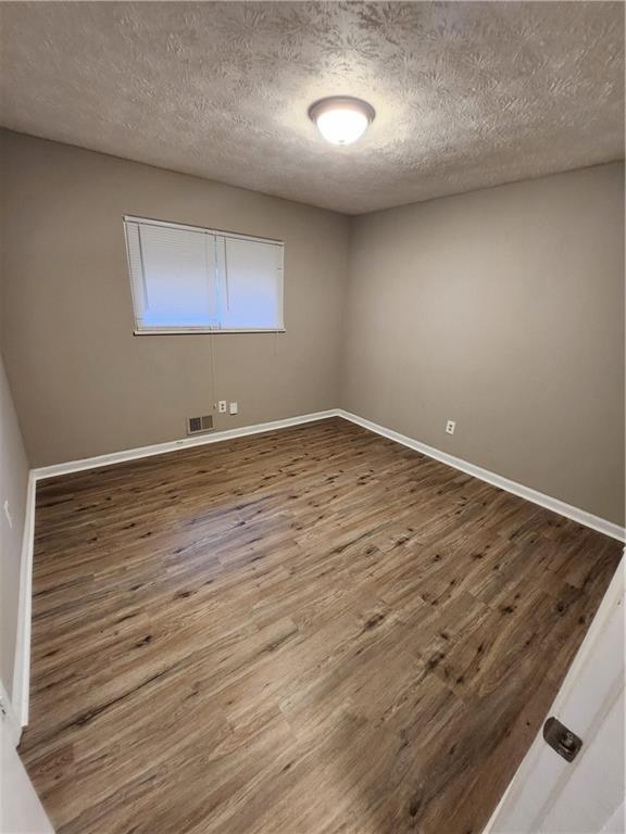 Building Photo - 171 Sarann Ct NW