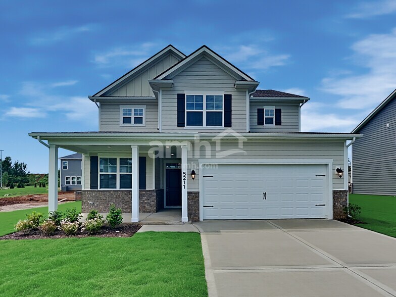 Primary Photo - 5211 Valor Dr