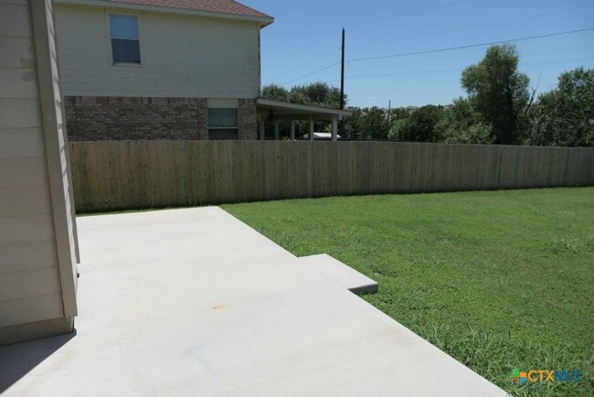 Building Photo - 413 Cattail Cir