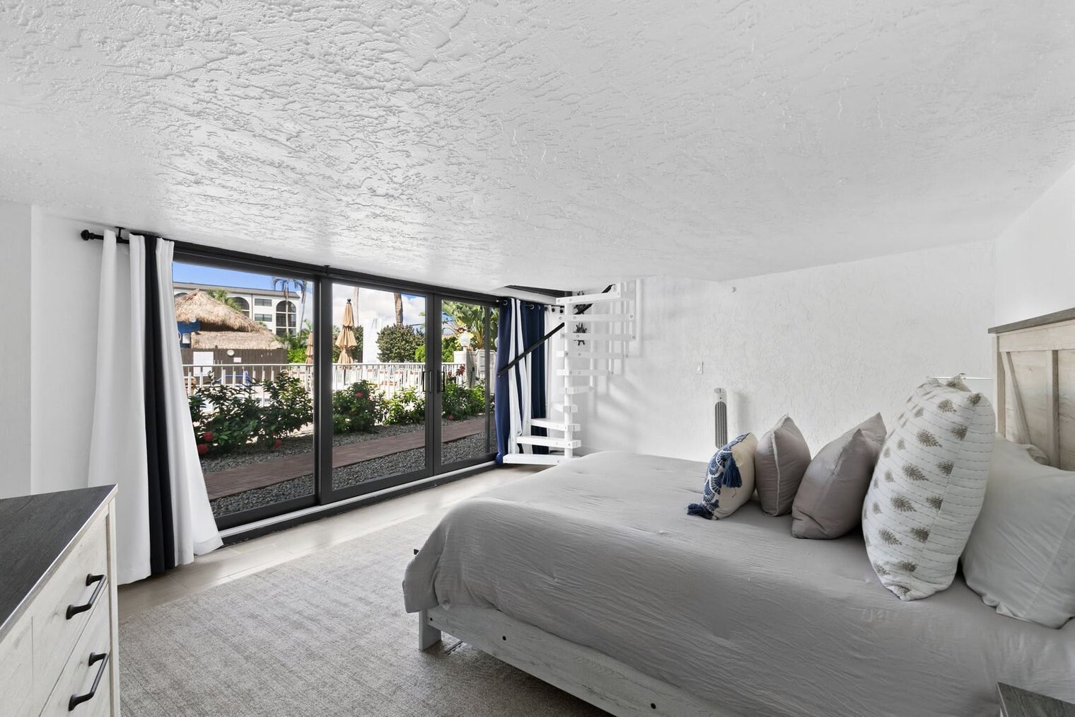 Building Photo - 1011 Anglers Cove