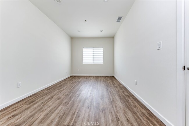 Building Photo - 11514 Glen Cove Dr