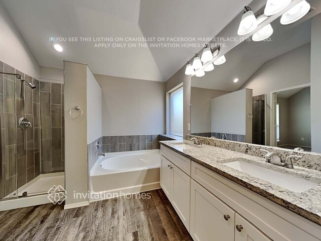 Building Photo - 221 Mulberry Ln