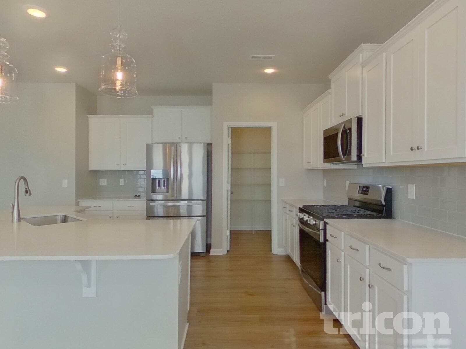 Building Photo - 5789 Oak Br Cir