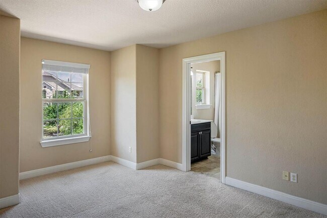 Building Photo - 5809 Viejo Dr
