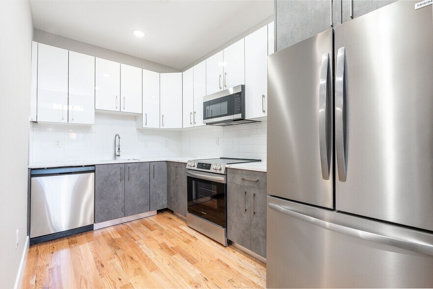 kitchen - 1331 N 17th St