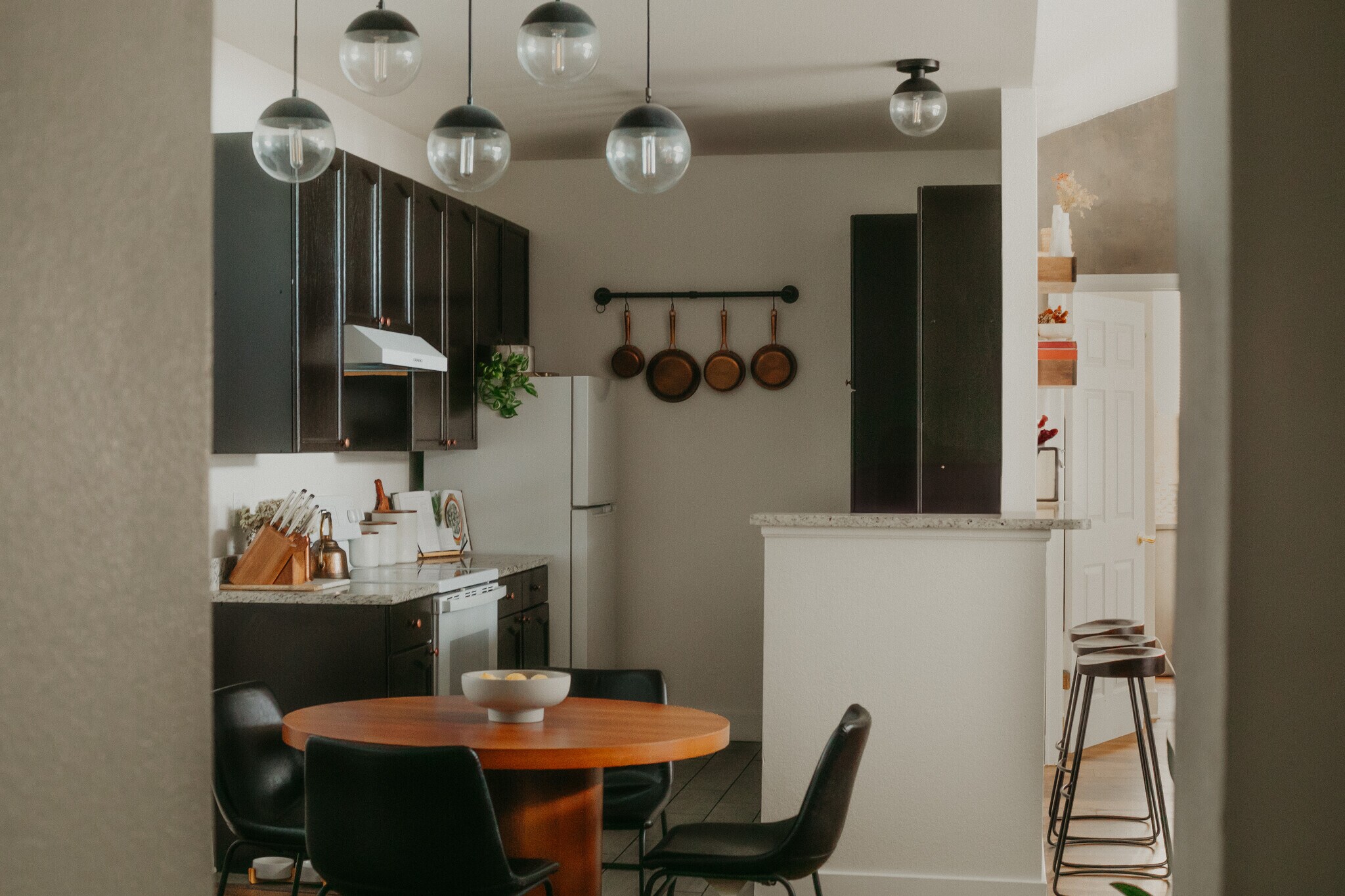 Building Photo - 14343 E 1st Dr