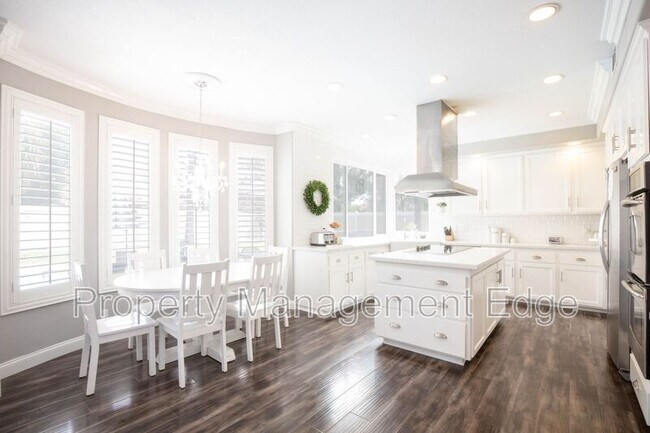 Building Photo - 23788 Sonata Dr