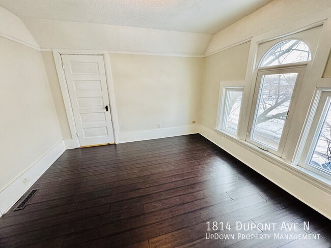 Building Photo - 1814 Dupont Ave N