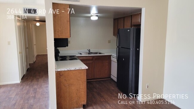 Building Photo - 3 Bed Condo off 43rd Ave and Thomas!