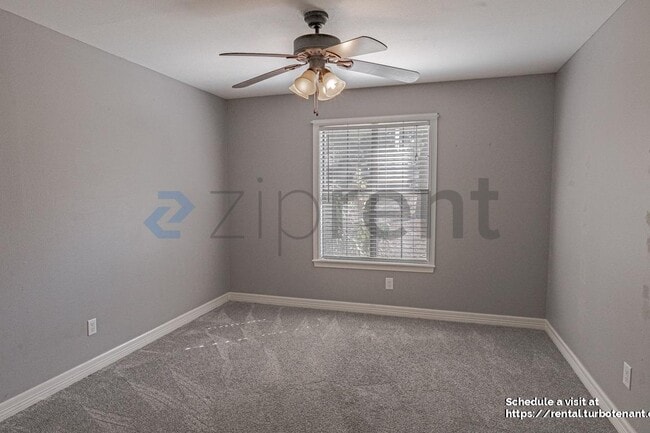Building Photo - 10926 Mosswood Dr