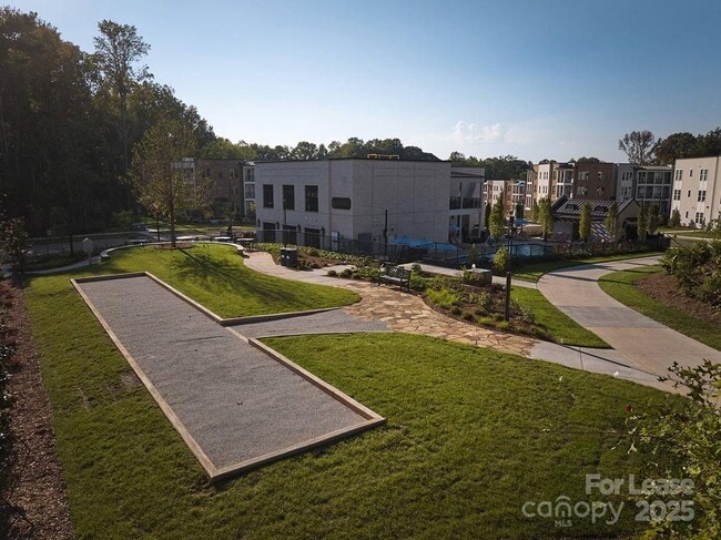 Building Photo - 19020 Potts Pk Ln