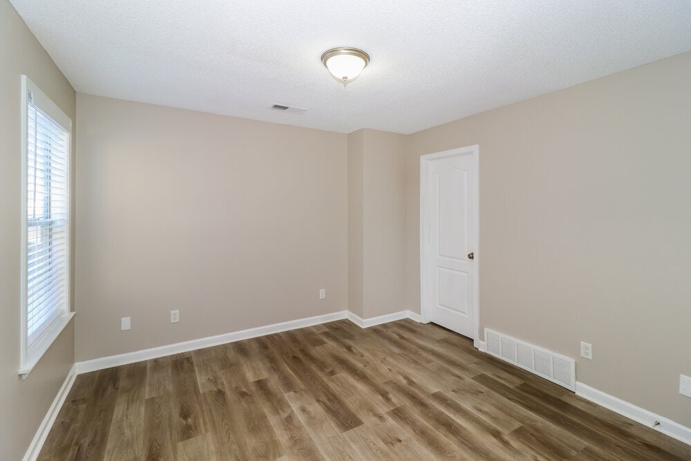 Building Photo - 9146 Cinderhill Cove E