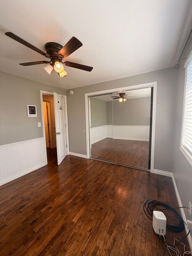 Building Photo - 4-Bedroom 4-Bathroom home with attached Studio apartment