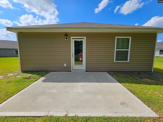 Building Photo - 3705 Stallion Dr