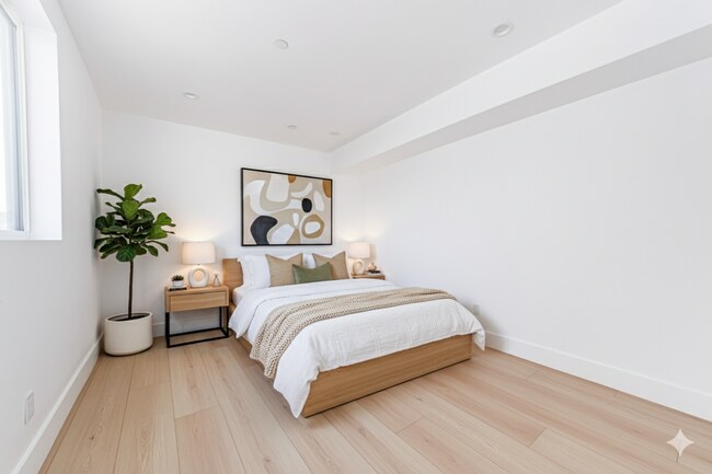 Building Photo - 13463 Beach Ave